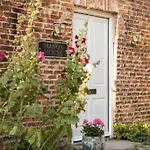 Stunning 4 Bedroom Farm House