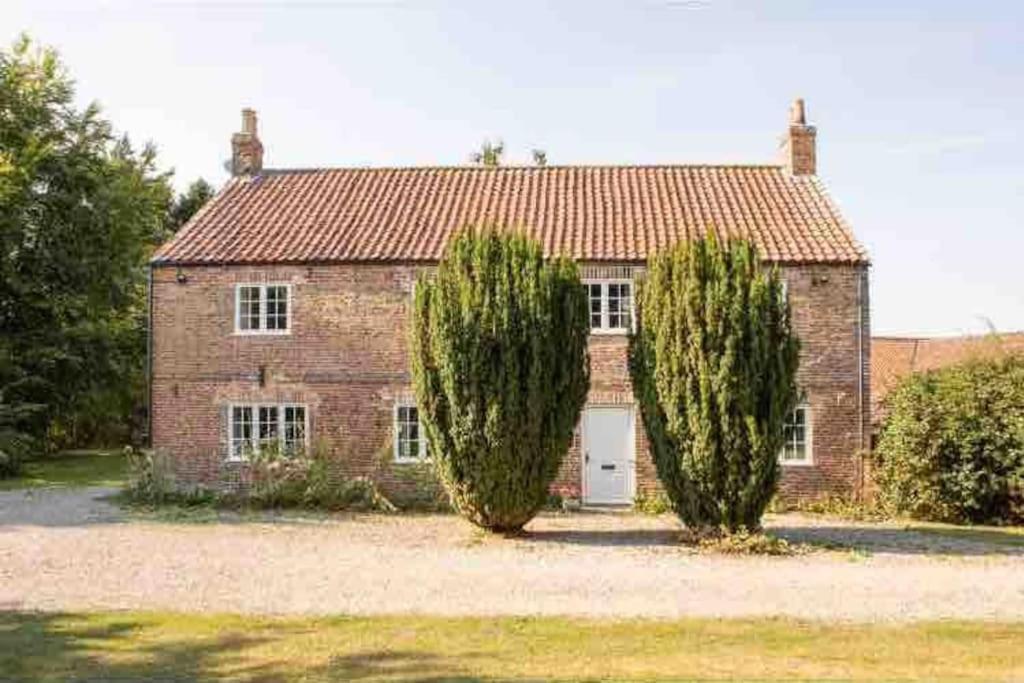 Holiday home Stunning 4 Bedroom Farm House *